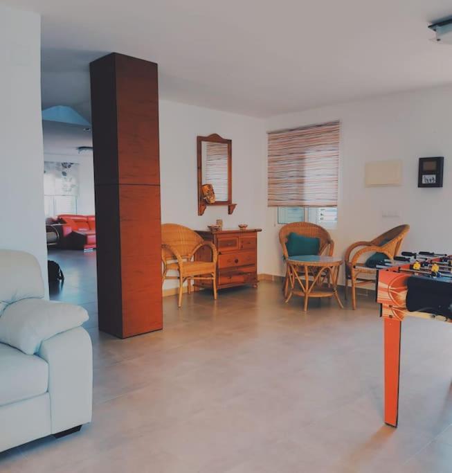 Luxury Villa 20Mts Far From The Sea Орихуела Екстериор снимка