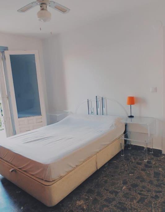 Luxury Villa 20Mts Far From The Sea Орихуела Екстериор снимка