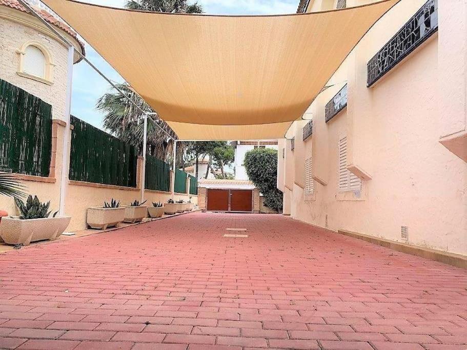 Luxury Villa 20Mts Far From The Sea Орихуела Екстериор снимка