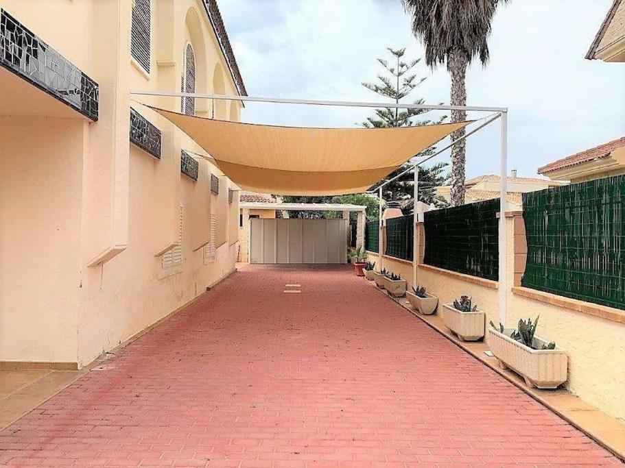 Luxury Villa 20Mts Far From The Sea Орихуела Екстериор снимка